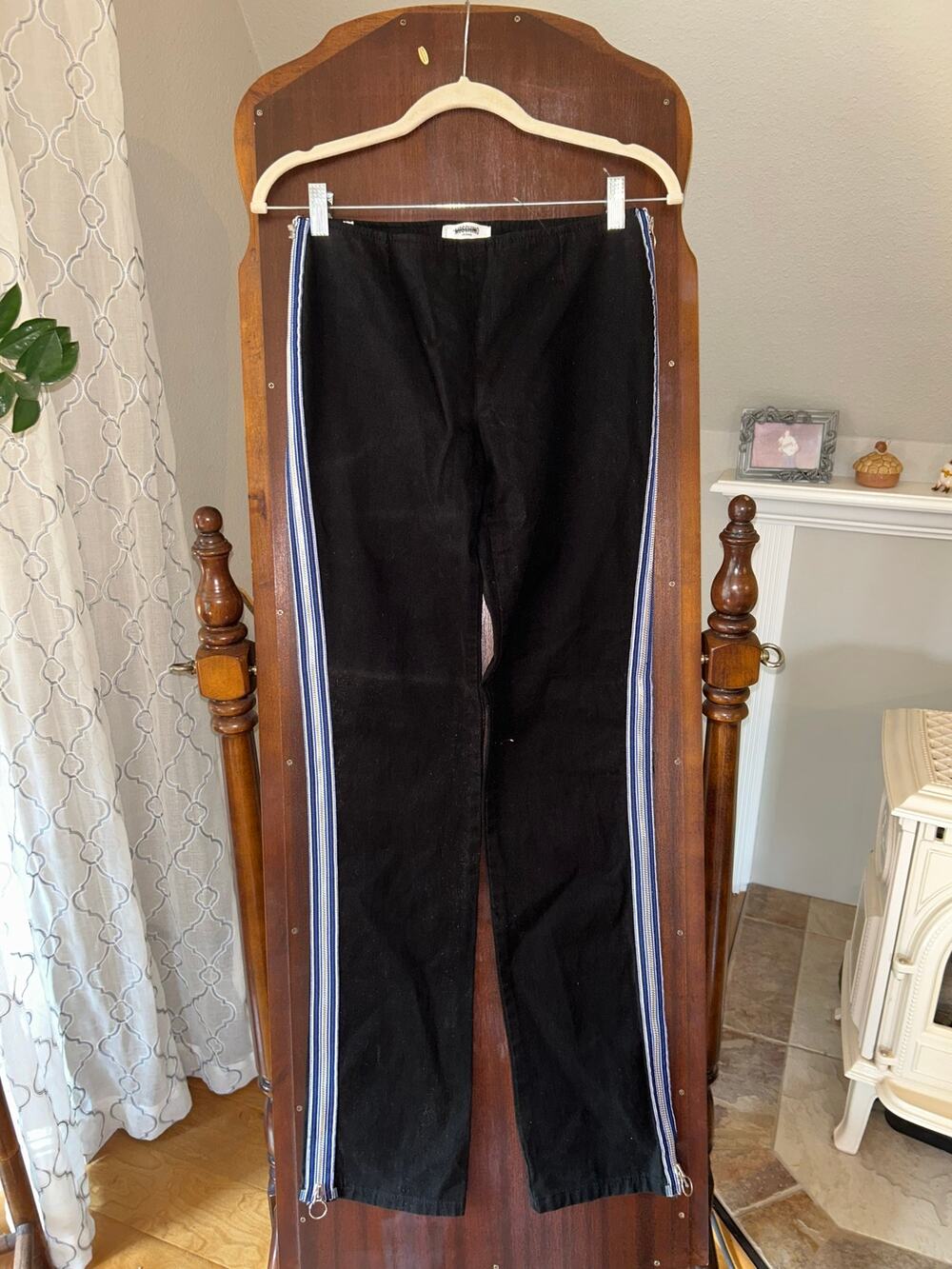 New Vintage Moschino black pants blue and white vertical racing stripes size 8